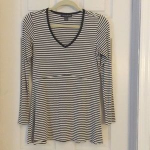 Pea in the Pod Black and White Stripe Top